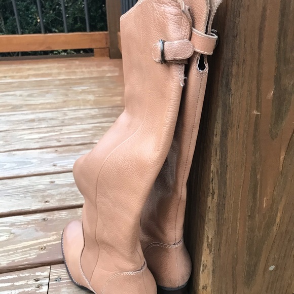 Audrey Brooke Leather Boots - Picture 7 of 8